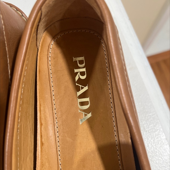 Brand new Prada mens drivers  8.5 eu main image 5